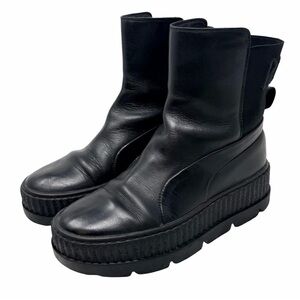 Puma x Fenty Chelsea Sneaker Boots Size 7 Black Leather Platform Punk Gothcore